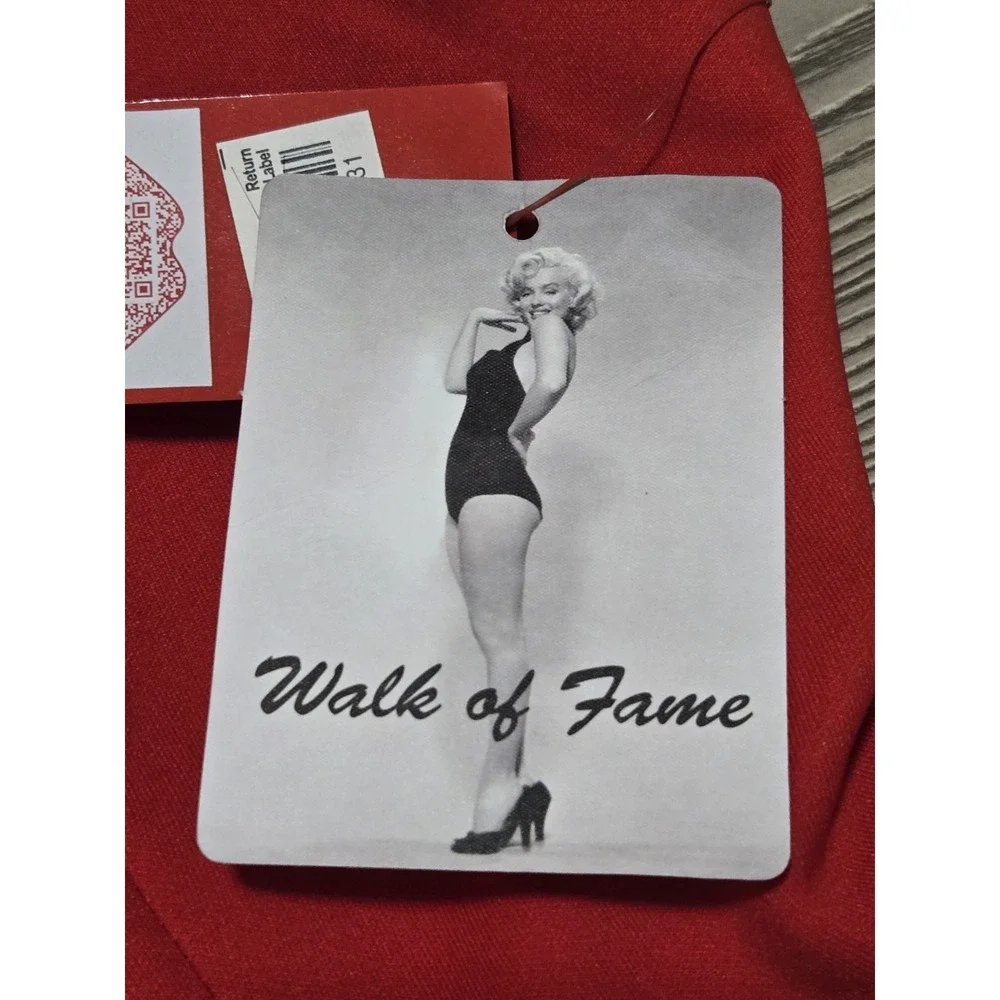 Macy's‎ Marilyn Monroe Red Lipstick Dress Walk Of Fame Womens Medium NWT Cosplay